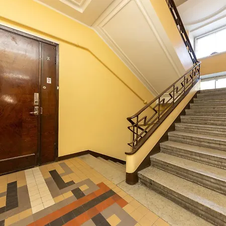 Elegance In The Heart Of - 150 M2 Luxurious With 4 Large Bedrooms! *