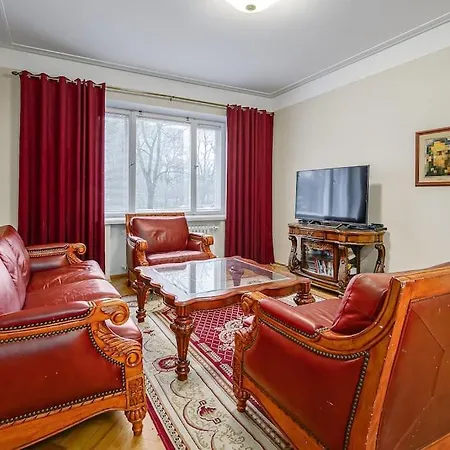 Apartment Elegance In The Heart Of - 150 M2 Luxurious With 4 Large Bedrooms! Reval